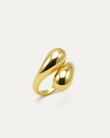 Bold Snake Ring in 18K gold-plated brass with sculptural serpent-inspired curves, modern and statement design.