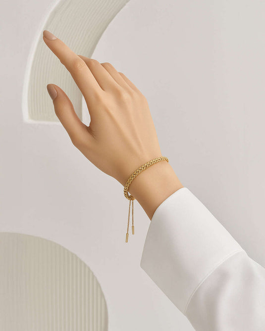 Chain Bracelets: Modern Paperclip & Figaro Styles for Sleek Layering
