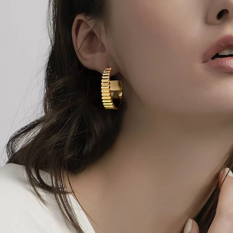 Bold Groove Hoops