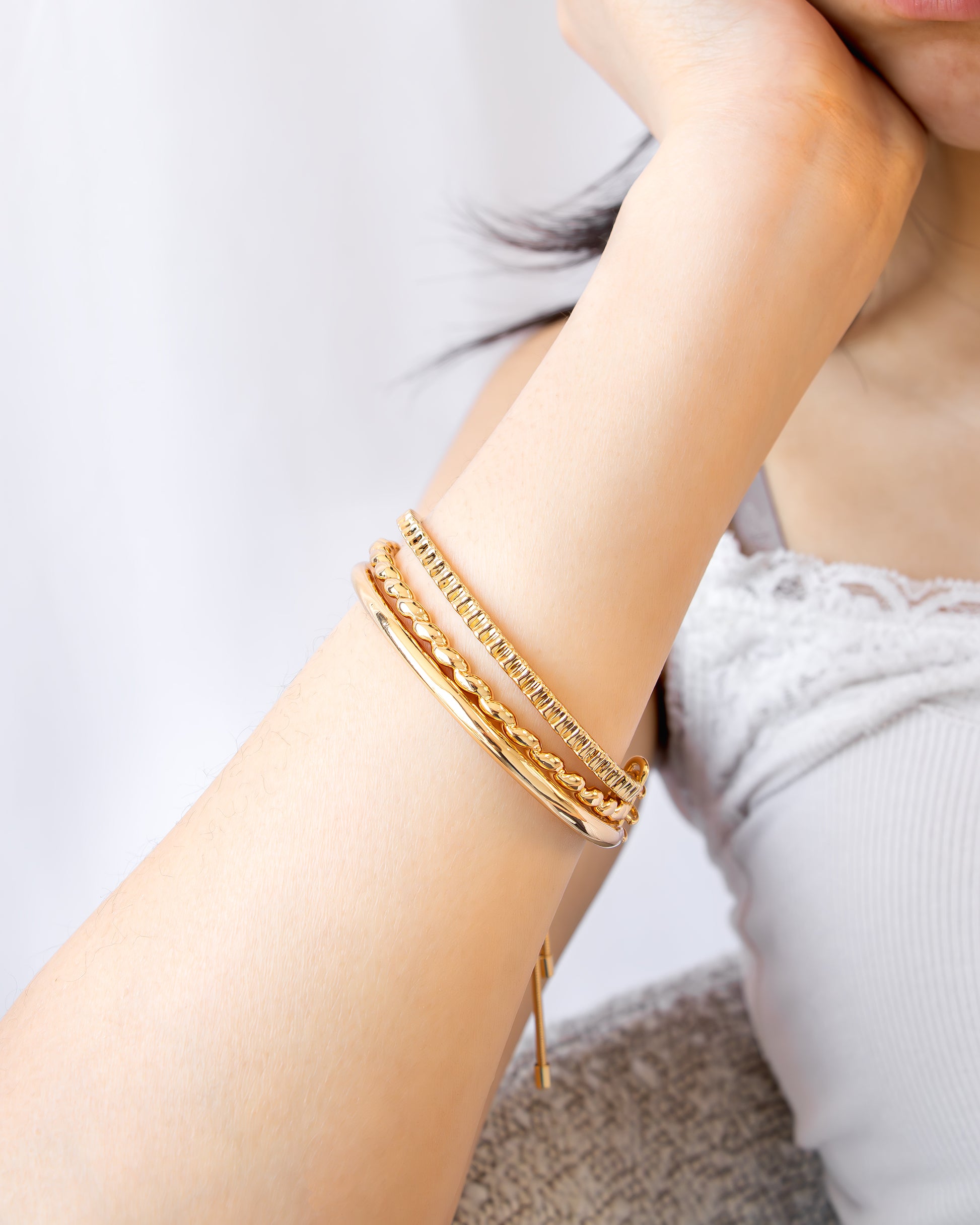 Adjustable gold bracelet with three layered textured bands – Jadejuri