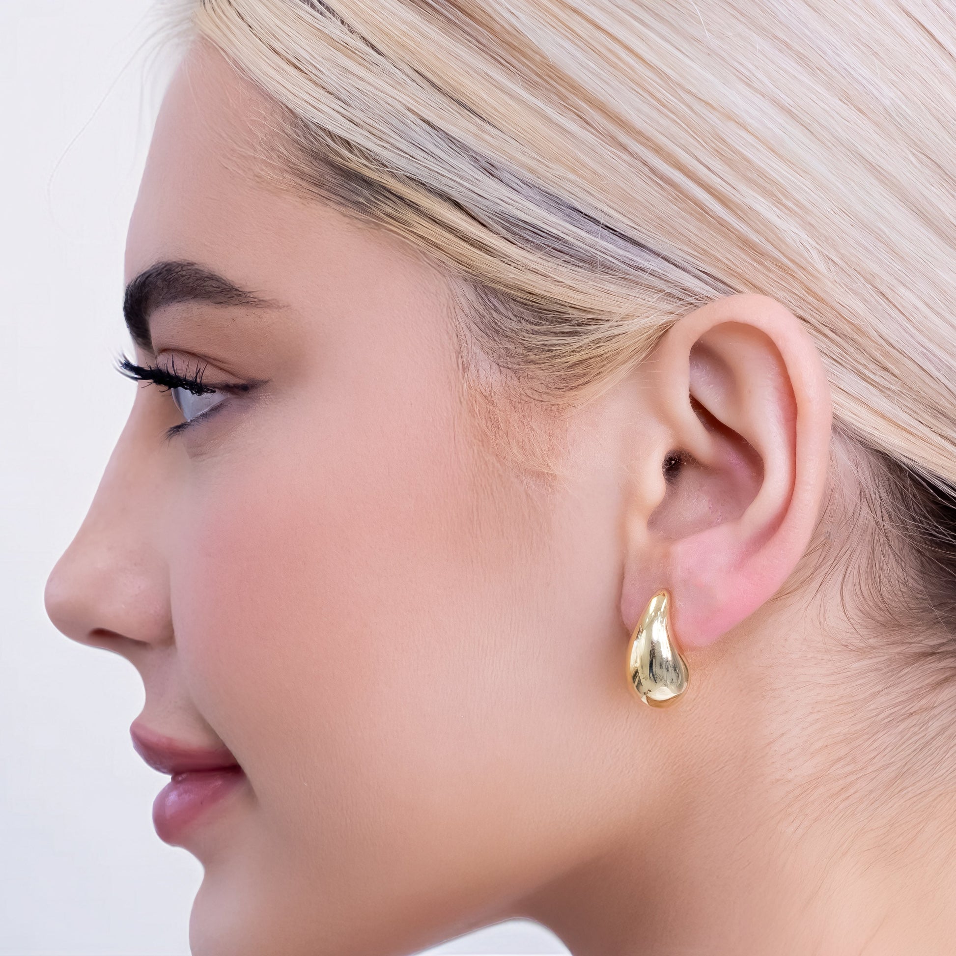 Oval Water Drop Medium Studs Gold Plated Model Side