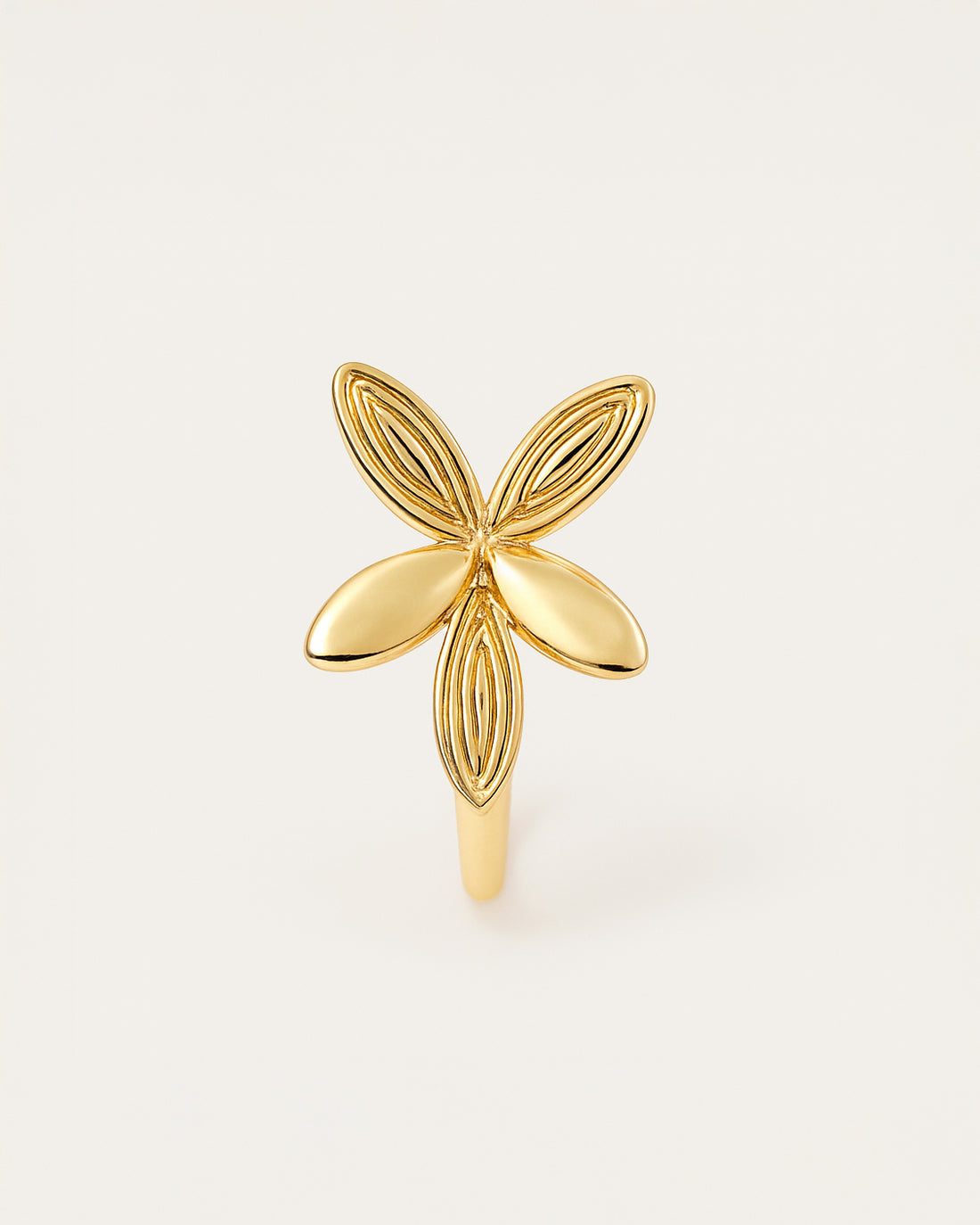 Gold flower ring with four elongated petals – Flora Petal Ring by Jadejuri