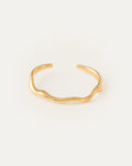 Wavy gold cuff bracelet with fluid, organic shape and smooth finish – Jadejuri